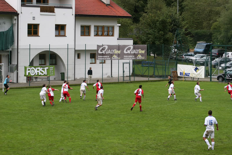 gal/Saison2008-2009- Pokal 1. Runde Hinspiel: Vintl - SV Reischach/2008-08-24 SVR gg. Vintl - Pokalhinspiel 297.jpg